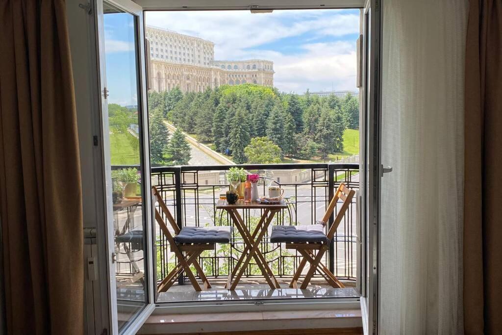 ブカレストNew Luxury Flat In Front Of The Parliament At Uniriiアパートメント エクステリア 写真