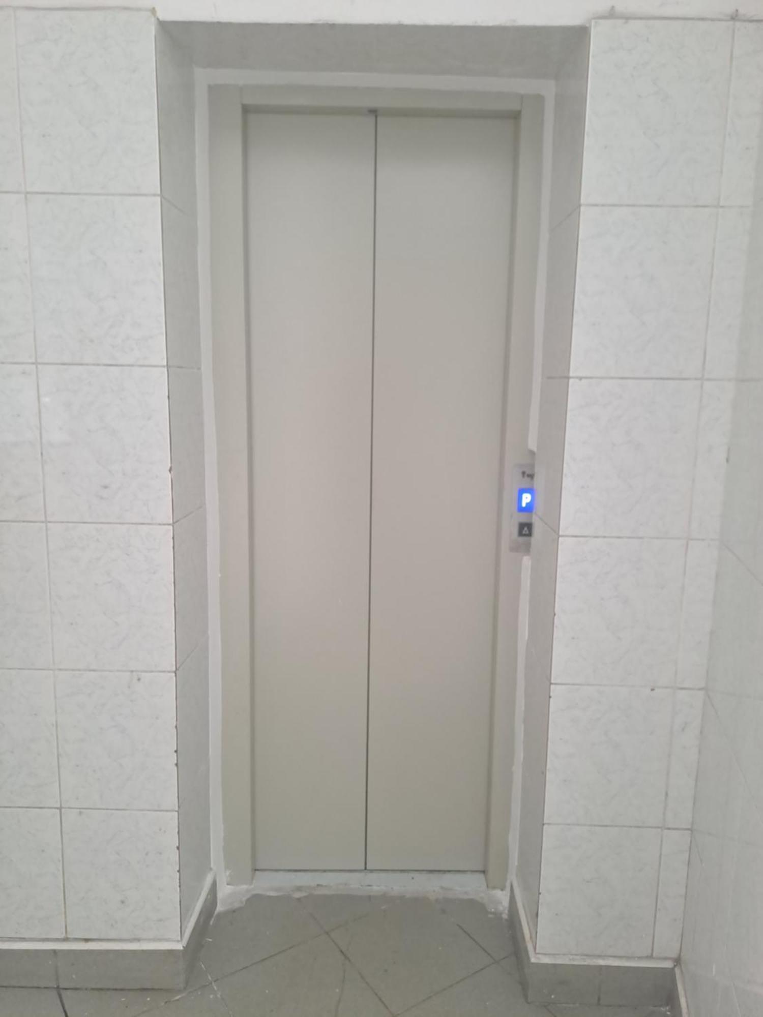 ブカレストNew Luxury Flat In Front Of The Parliament At Uniriiアパートメント エクステリア 写真